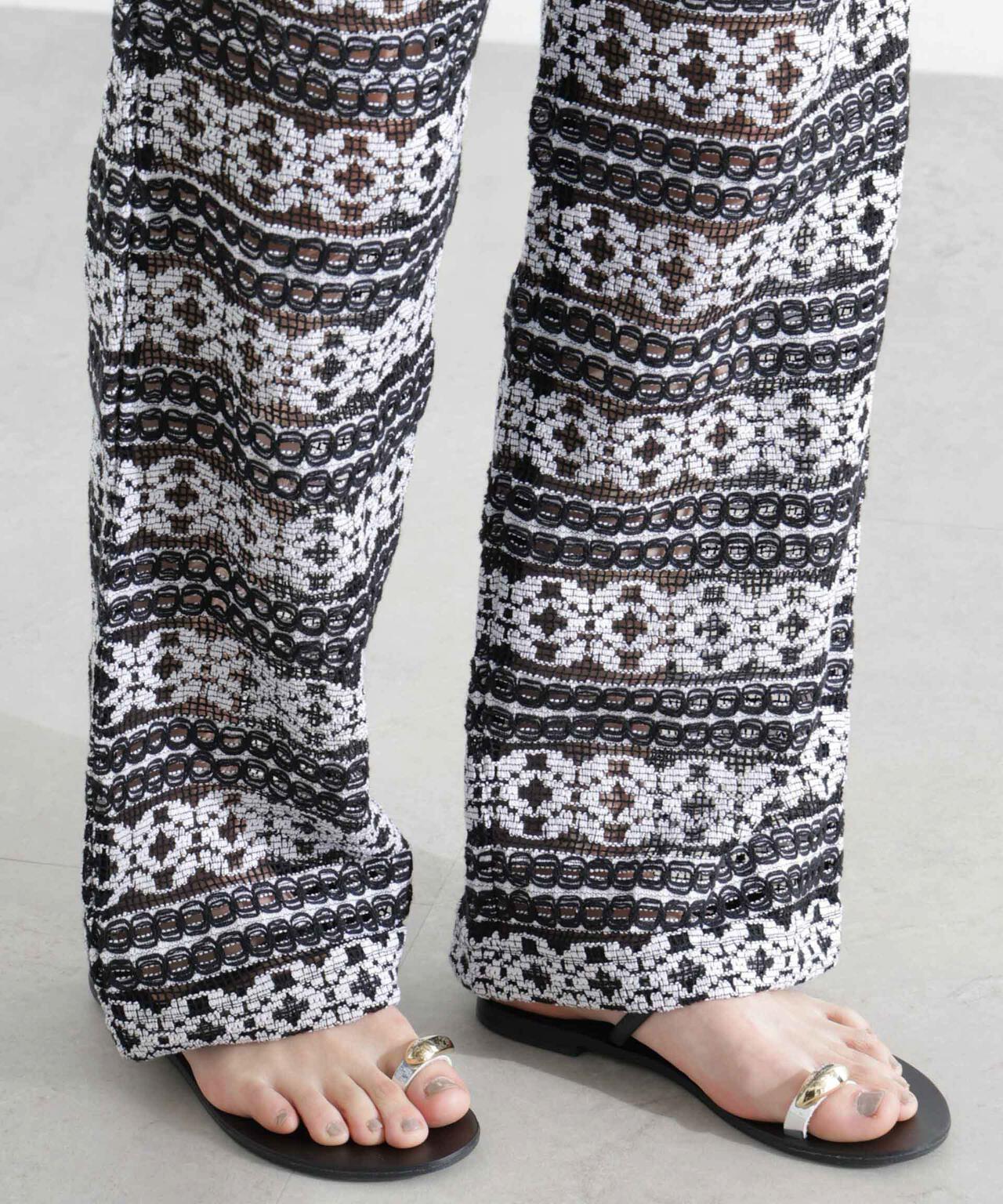 Sara mallika / COTTON BORDER LACE PANTS