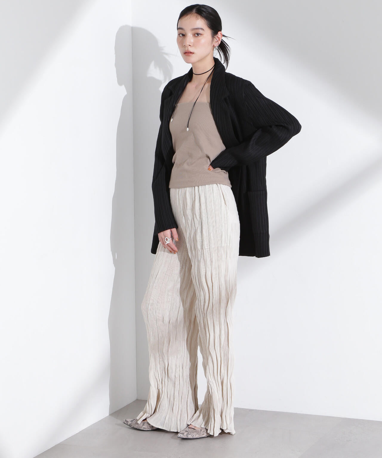 【新品タグ付】Gongdid Design Wavy Pants Gongdid Design / Wavy pants
