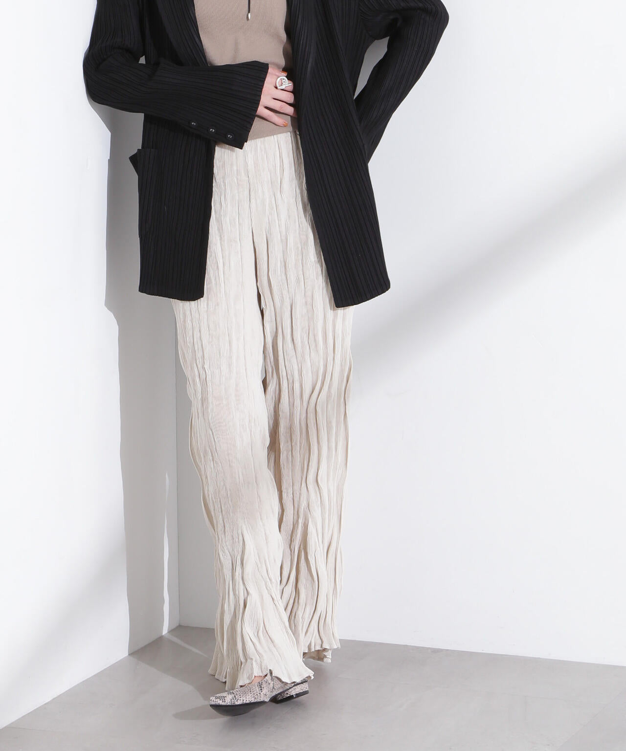 Gongdid Design / Wavy pants