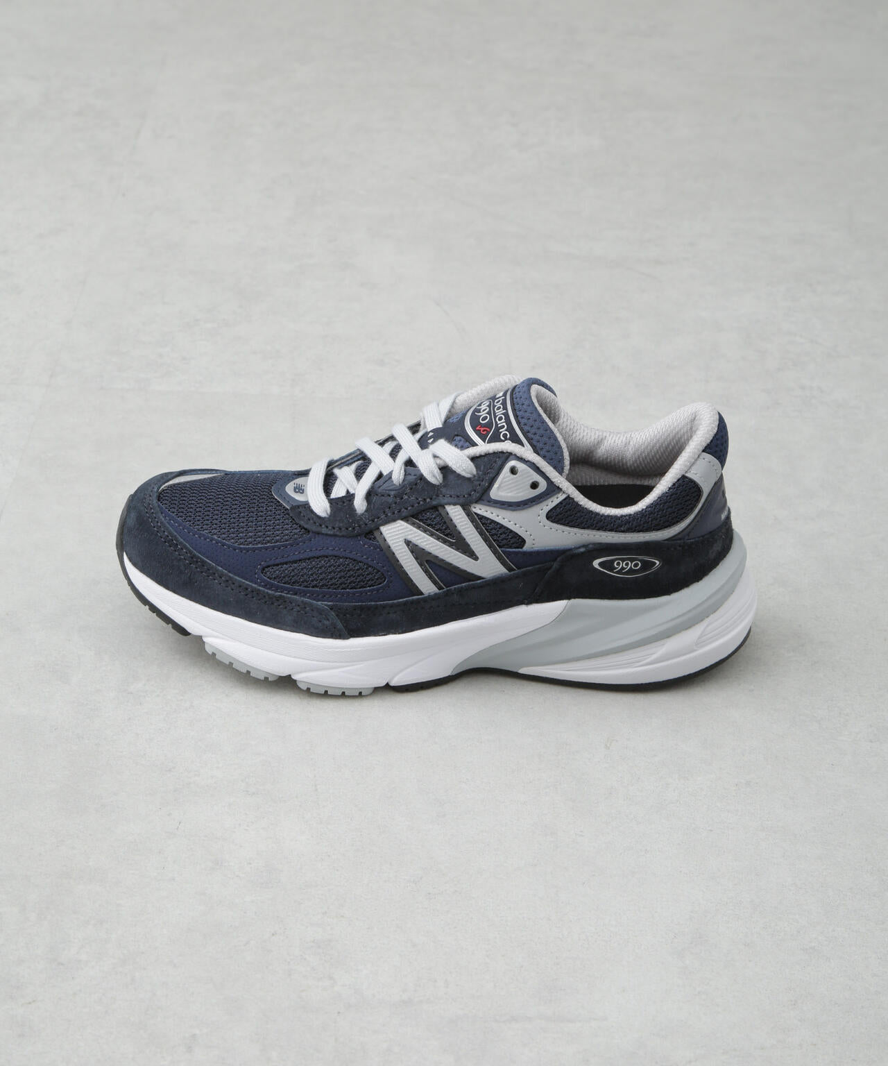 new balance / W990v6
