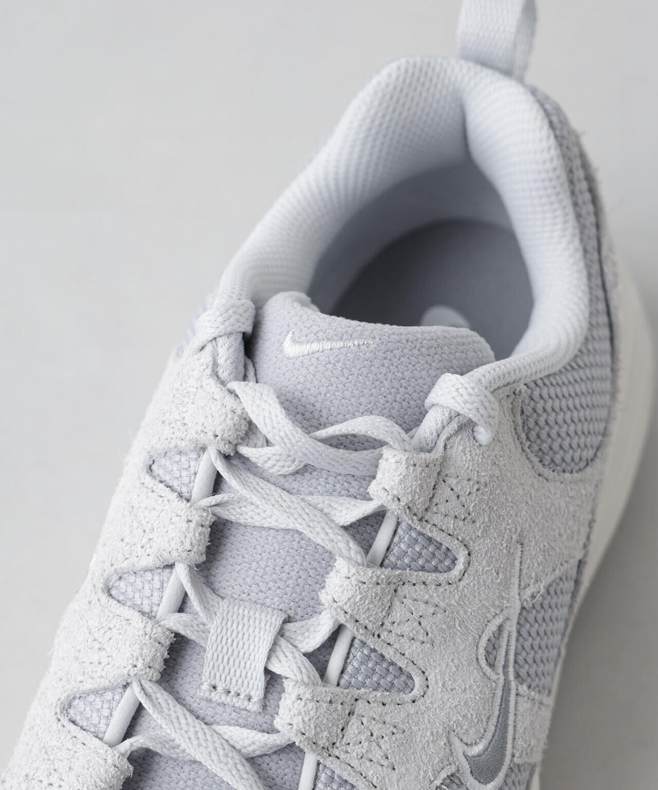 NIKE / ナイキ ウィメンズ テック ヘラ