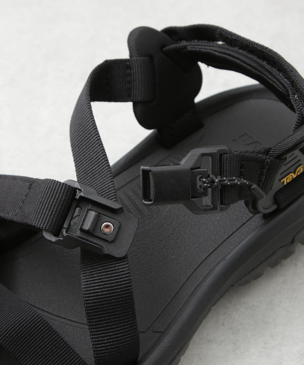 Teva / Hurricane Terra Dactyl