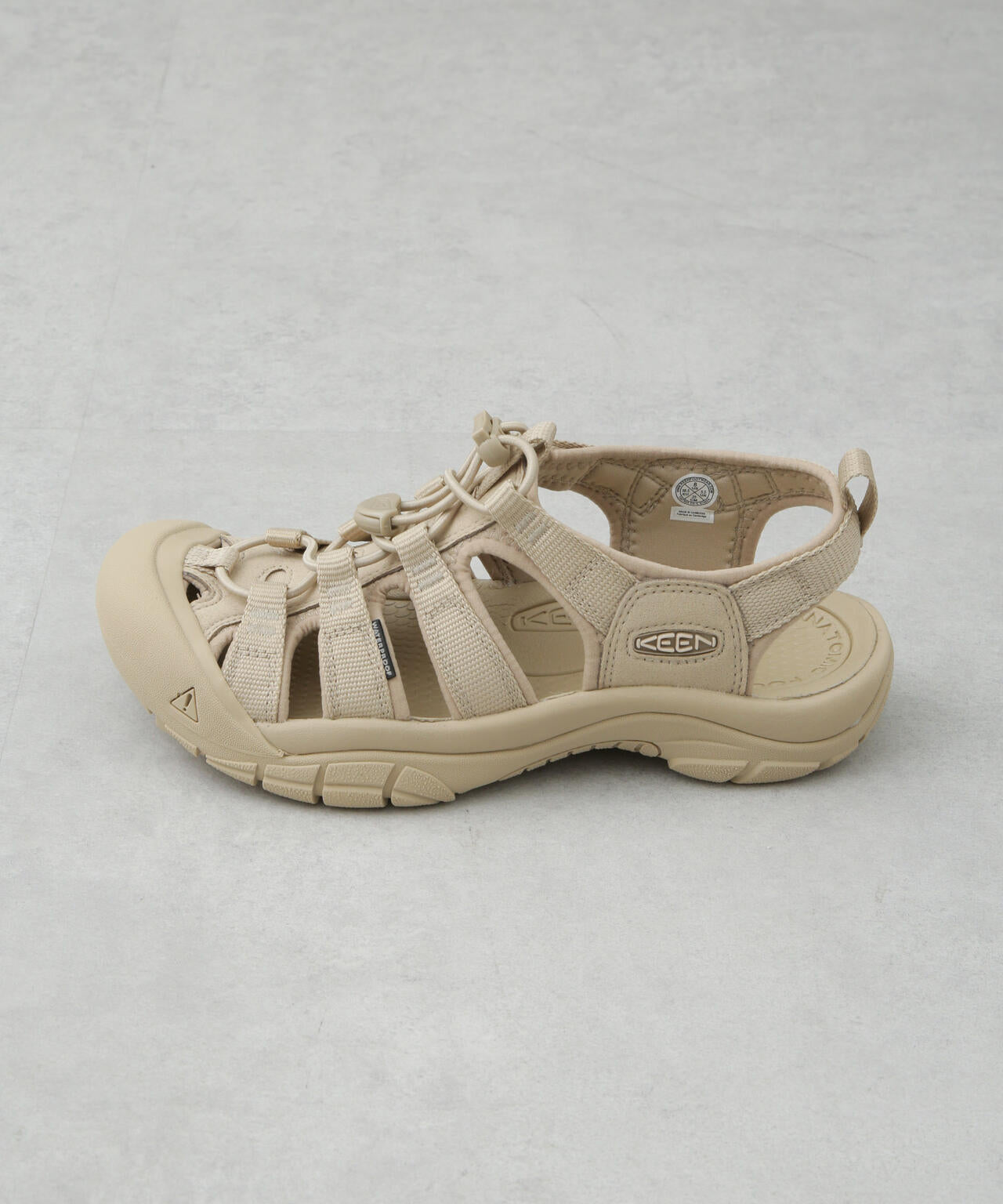 KEEN スポーツ サンダル NEWPORT H2 モノクローム サファリ KEEN キーン ニューポート H2 モノクローム/サファリ メンズ