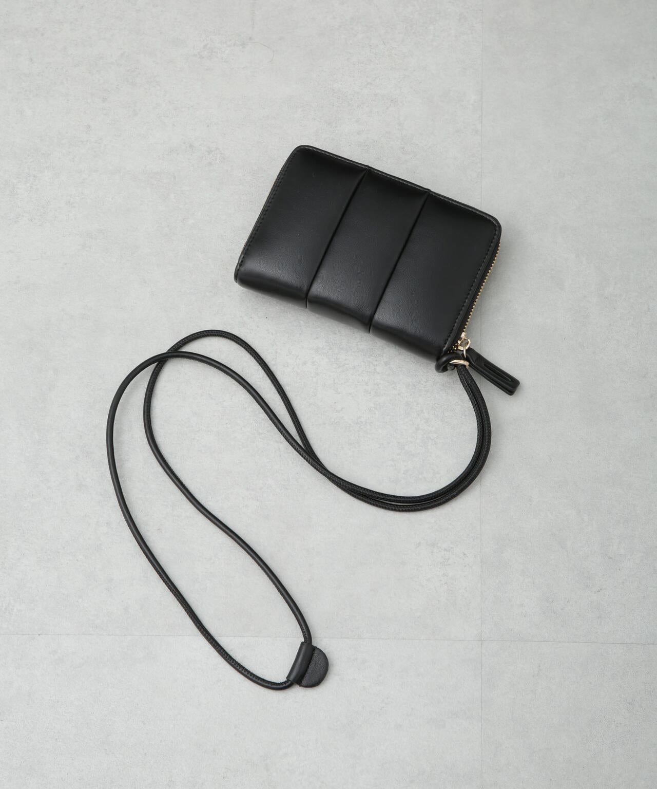 【WHITE】ADD CULUMN PUFF THREE MULTI WALLET アドカラム ADD CULUMN PUFF THREE MULTI WALLET （White