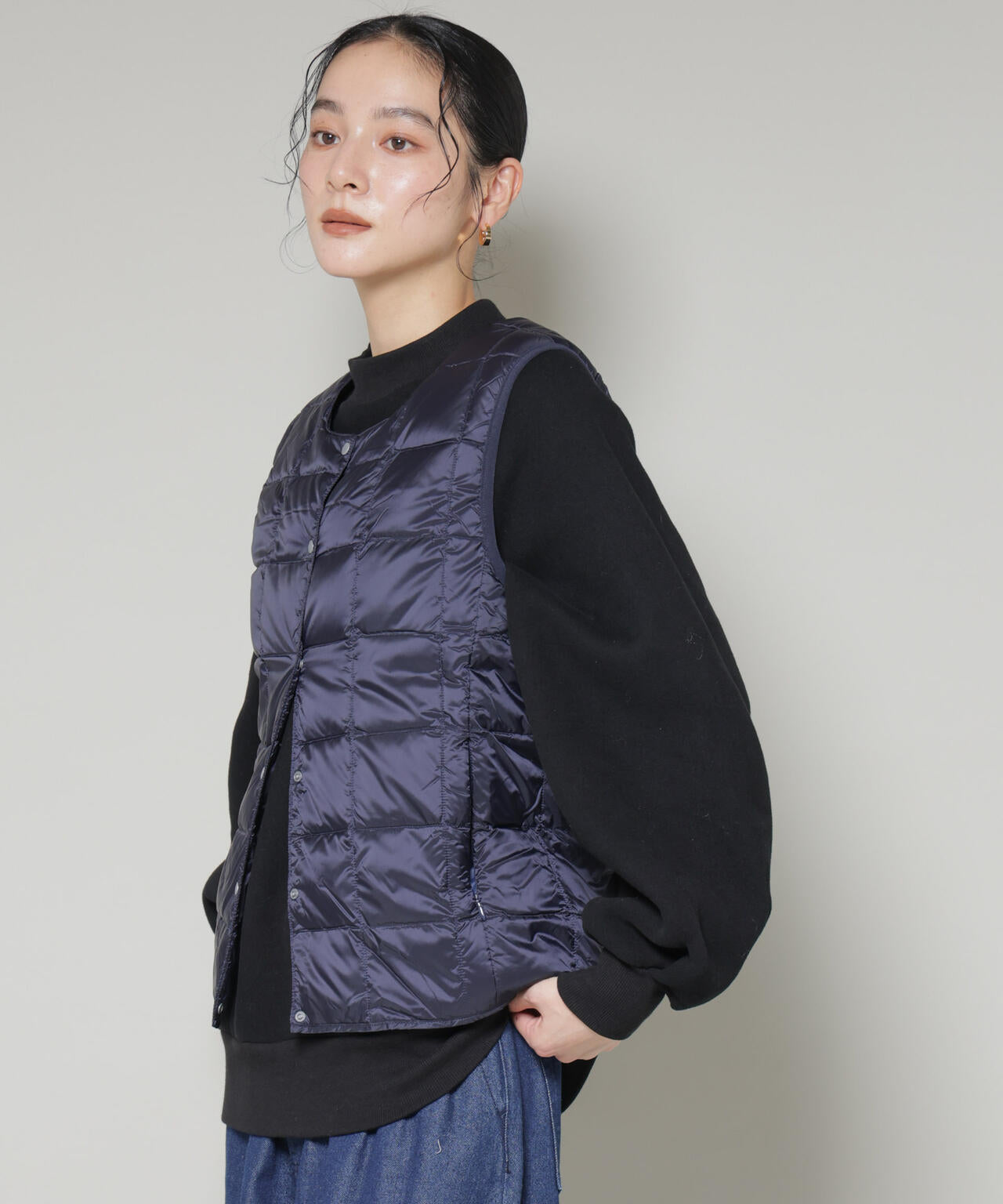 TAION/クルーネックボタンダウンベスト 6715214008