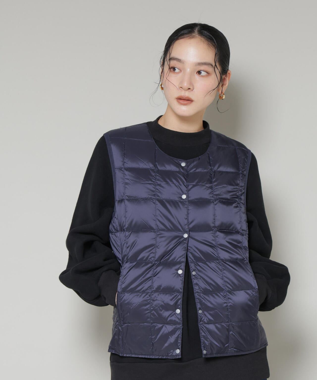 TAION/クルーネックボタンダウンベスト