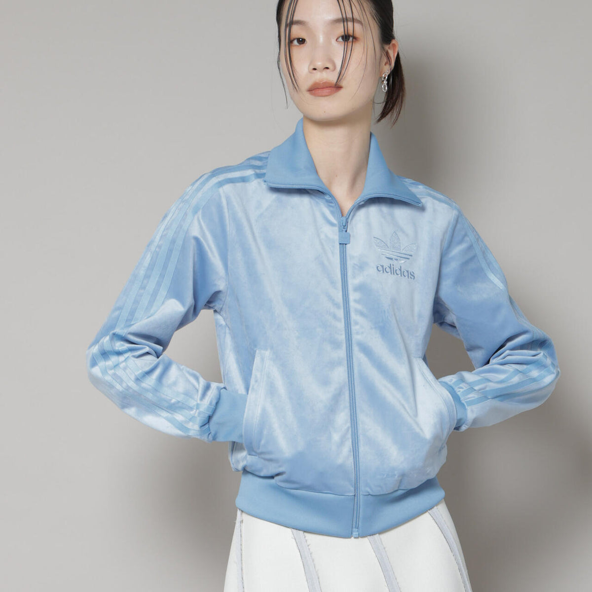 adidas / VELVET TRACK JAKET ASH BLUE
