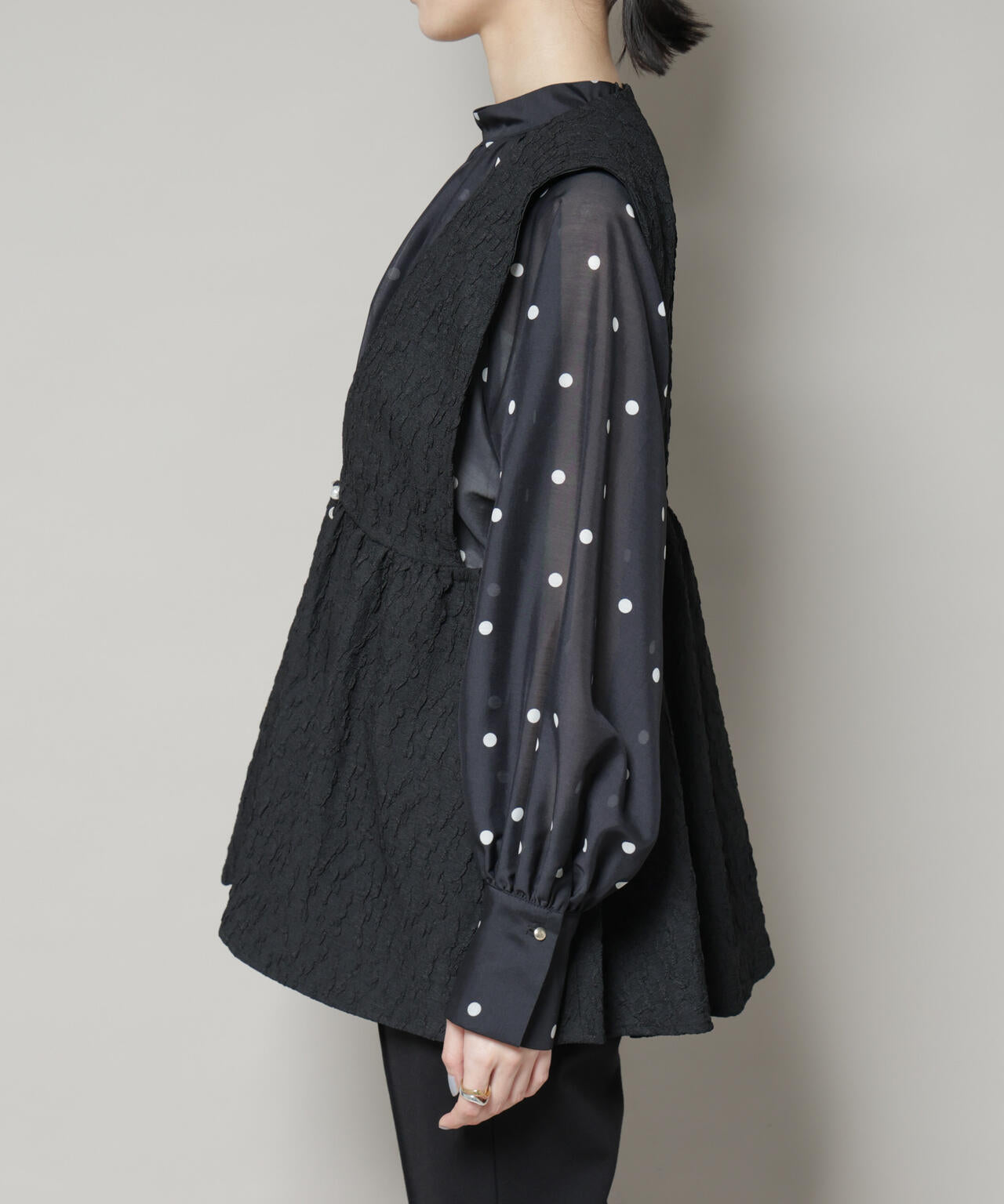 troisiemechaco/PUFFY JACQUARD　ジレ 6715216016