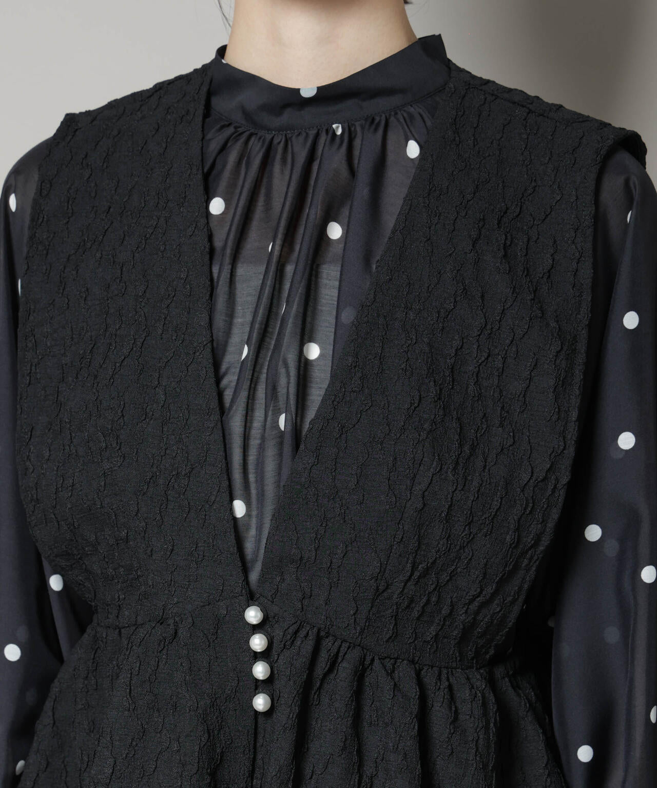 troisiemechaco/PUFFY JACQUARD　ジレ 6715216016