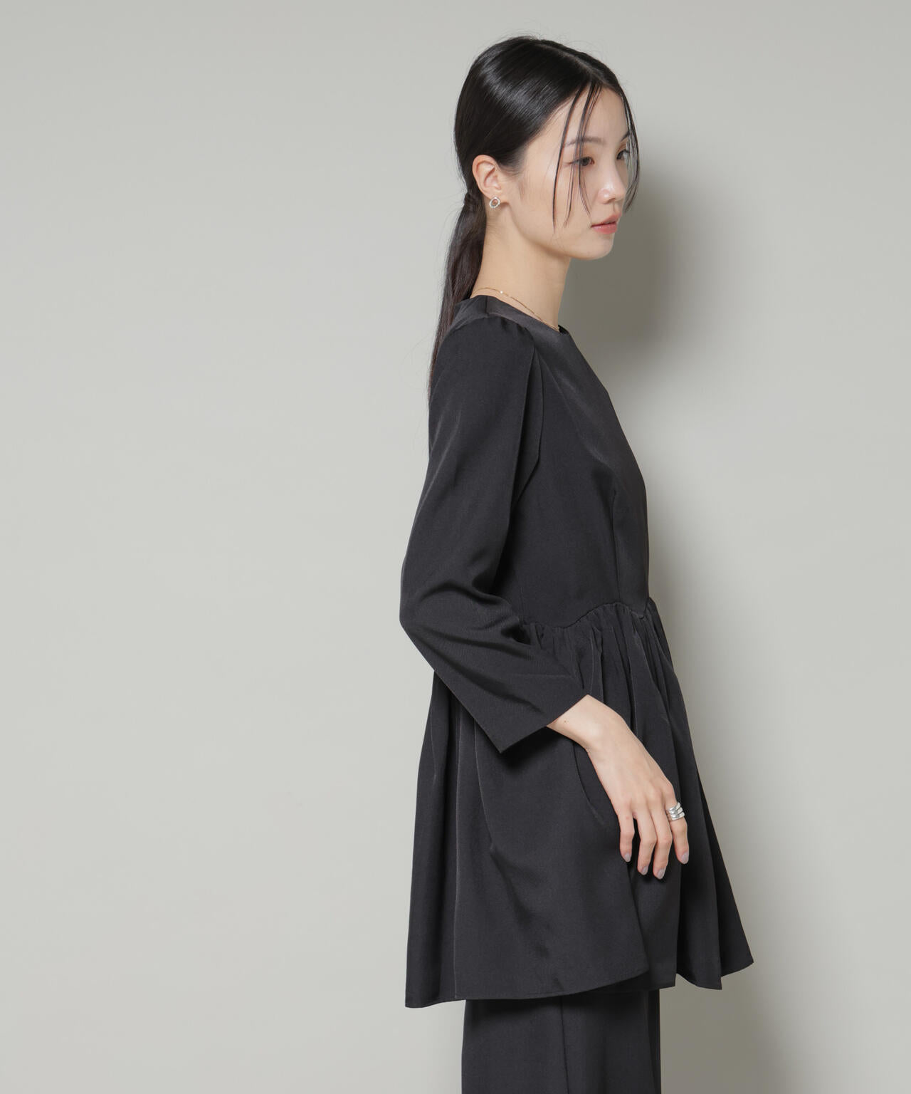 troisieme chaco / TWILL ペプラム トップス ( セットアップ 可 )