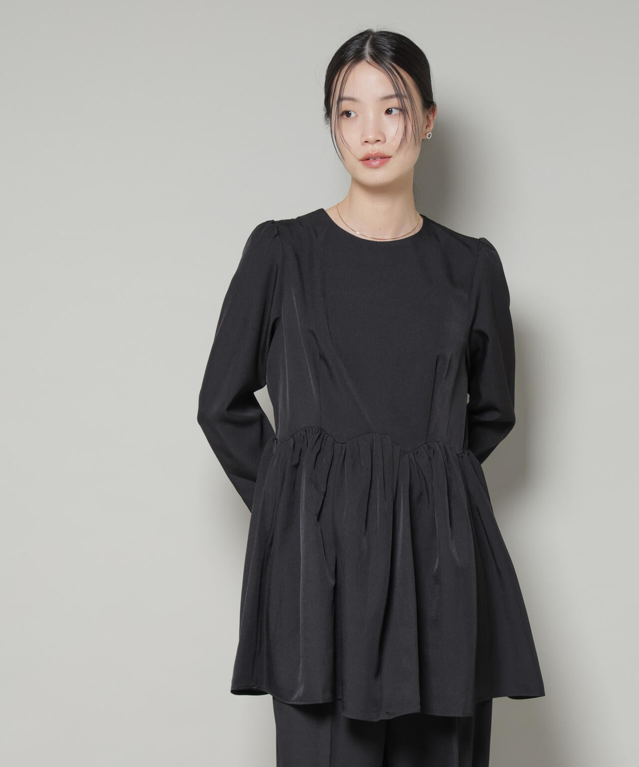 troisieme chaco / TWILL ペプラム トップス ( セットアップ 可 )