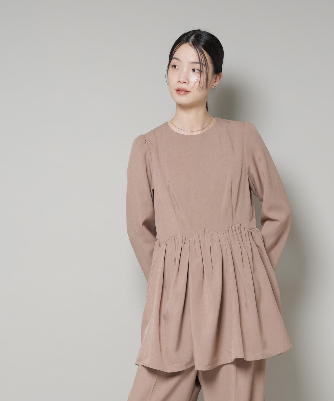 troisieme chaco / TWILL ペプラム トップス ( セットアップ 可 )