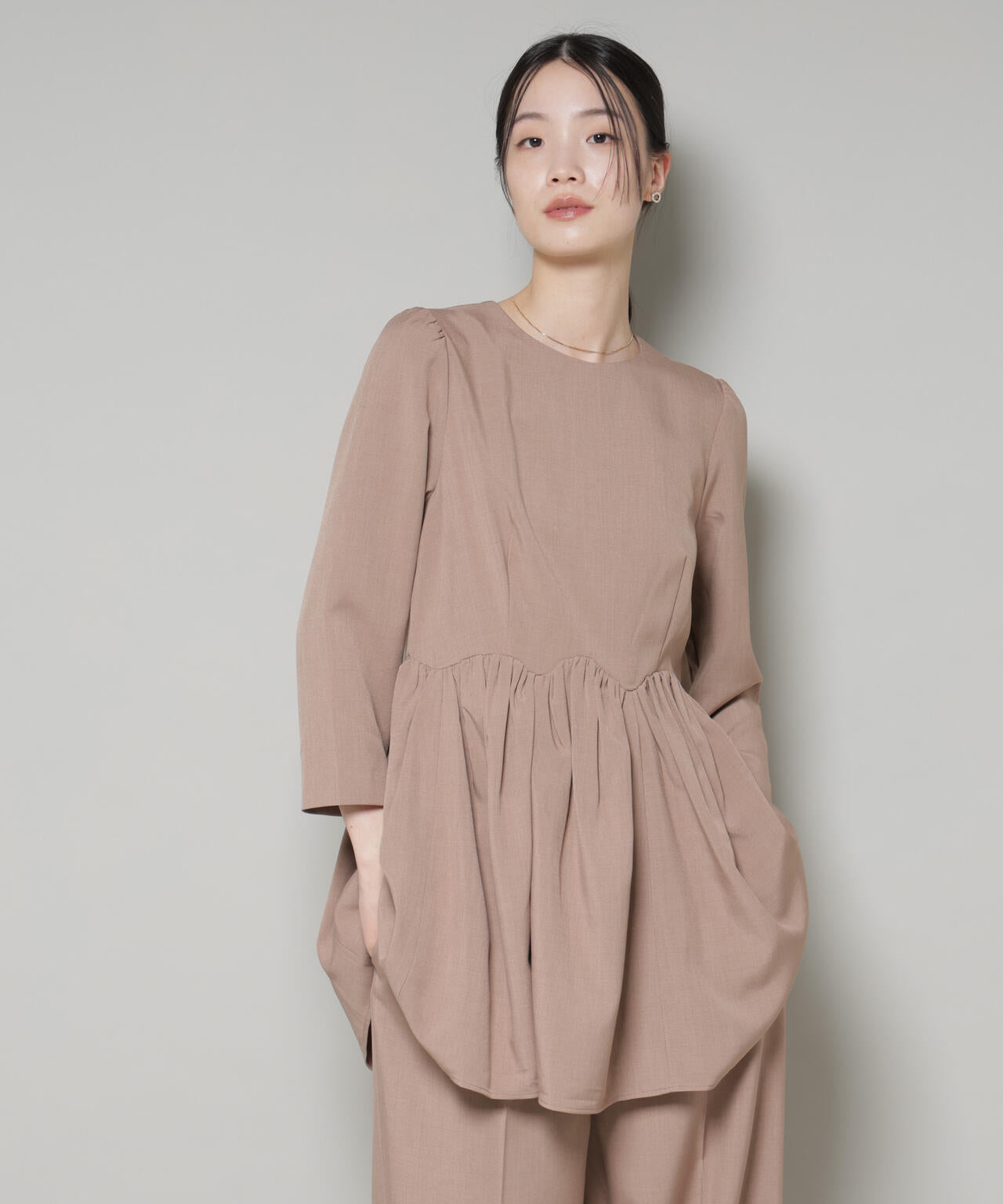 troisieme chaco/TWILL ペプラムトップス(セットアップ可)