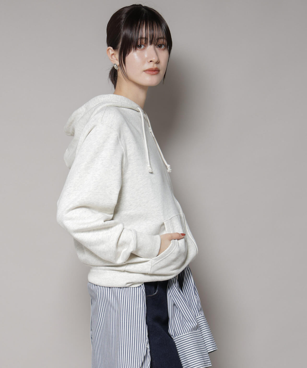 Champion/ZIP HOODED SWEATSHIRT 6715223038