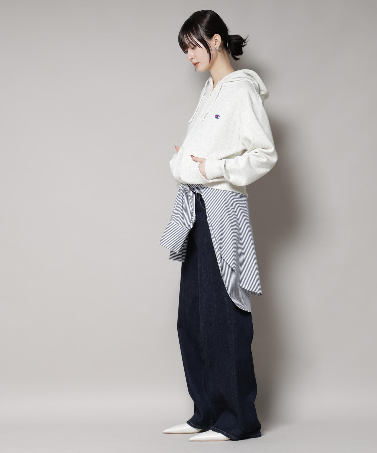 Champion / ZIP HOODED SWEATSHIRT