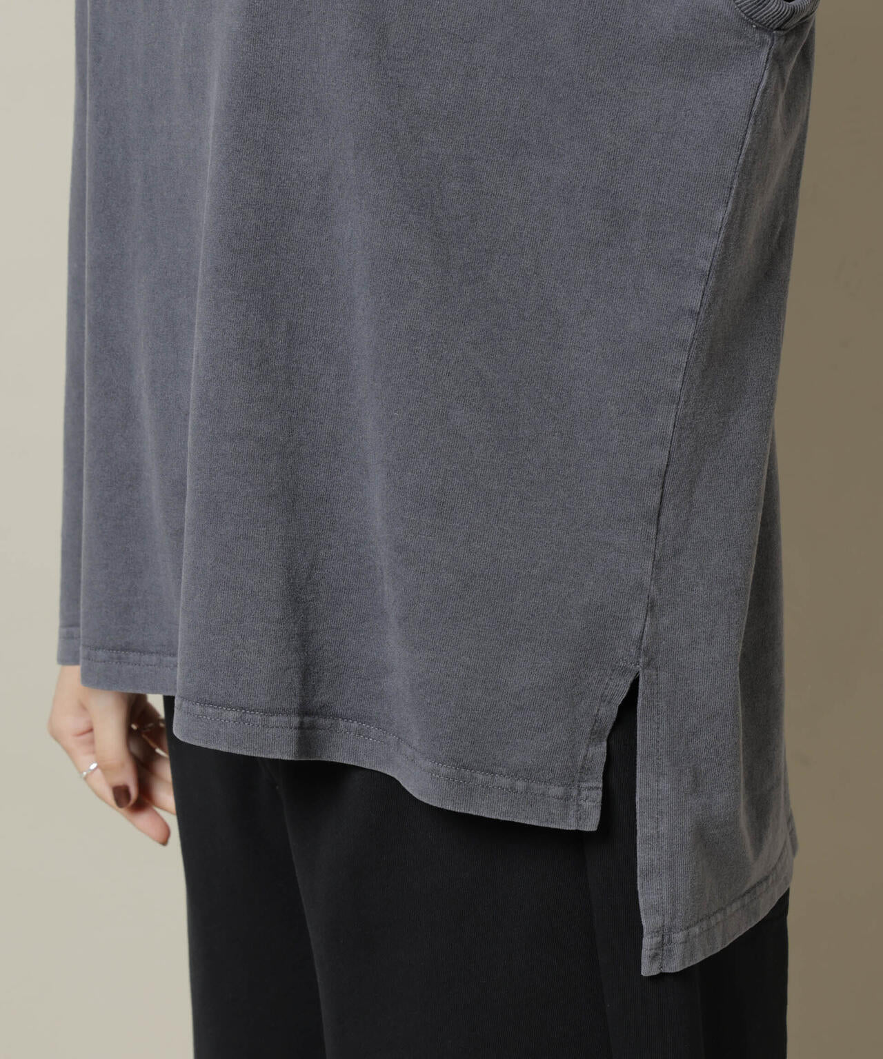 upper hights / BIG NO SLEEVE TEE