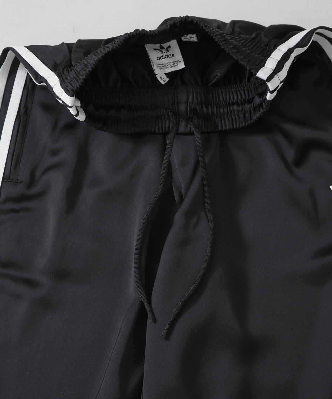 adidas / SATIN TRACK PANTS BLACK