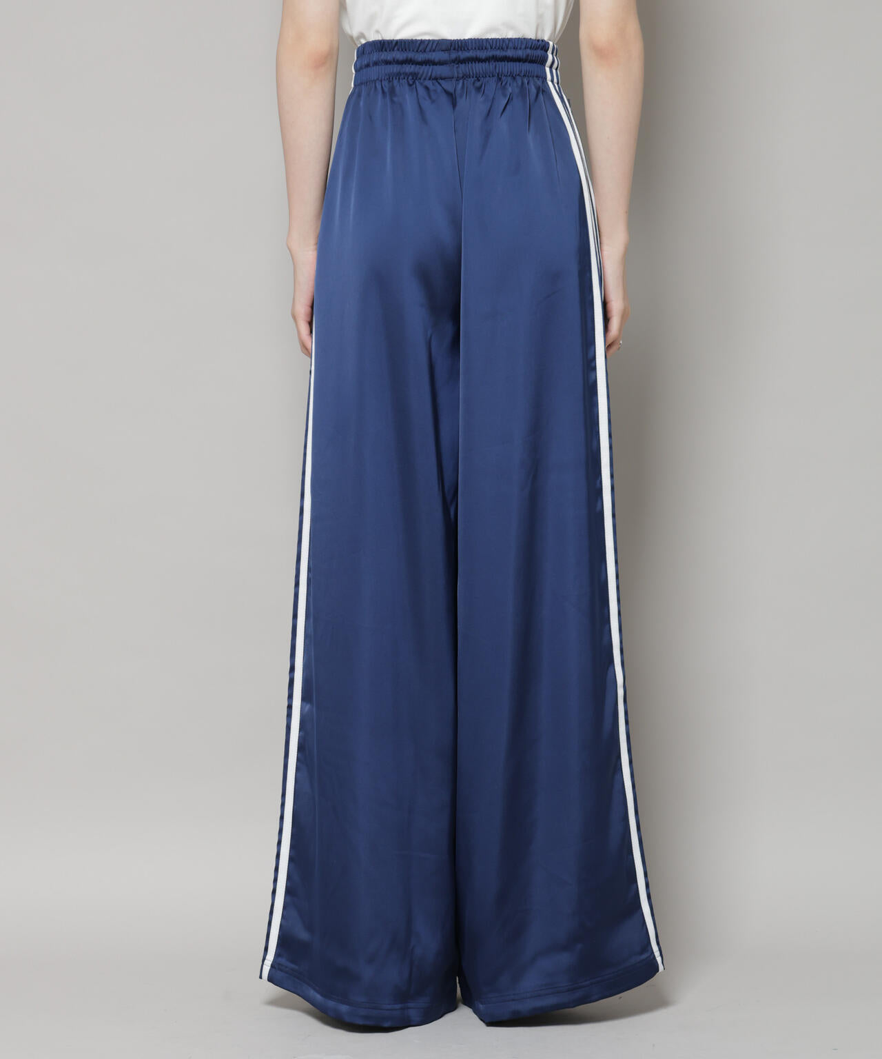 adidas/SATIN TRACK PANTS INDIGO 6715227040