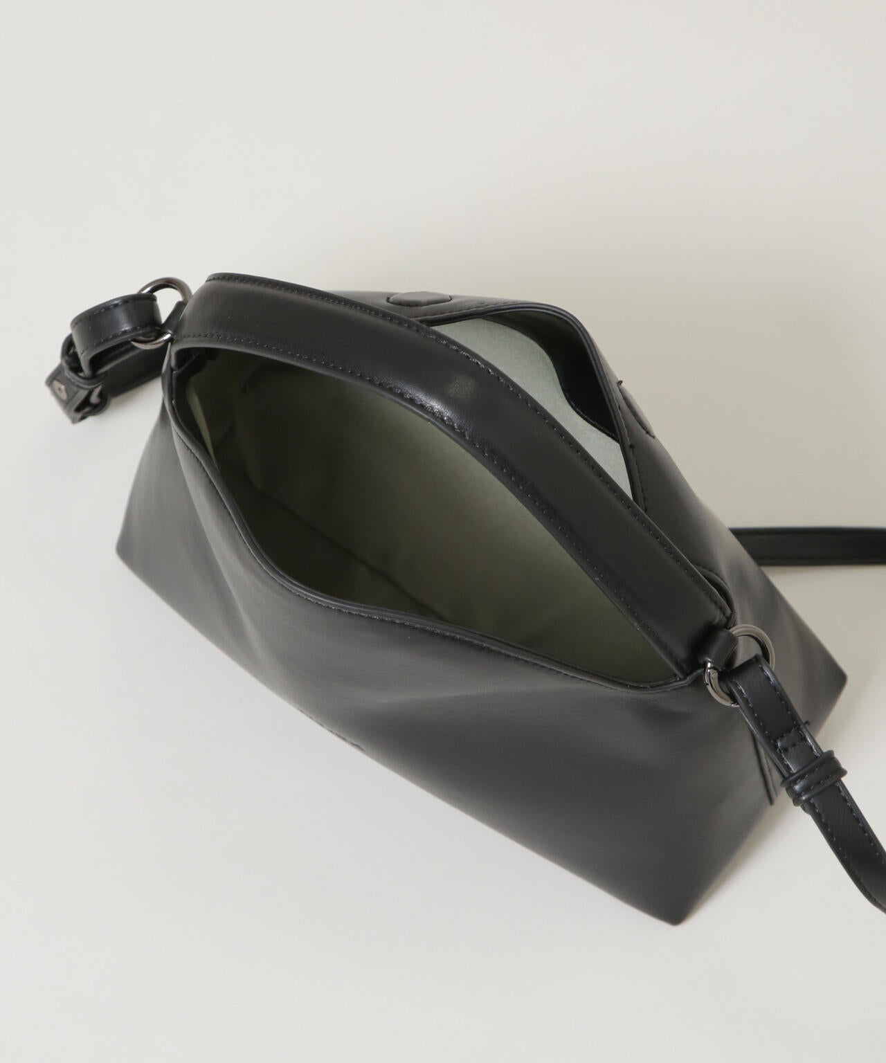 HVISK / NOTE SOFT STRUCTURE ブラック