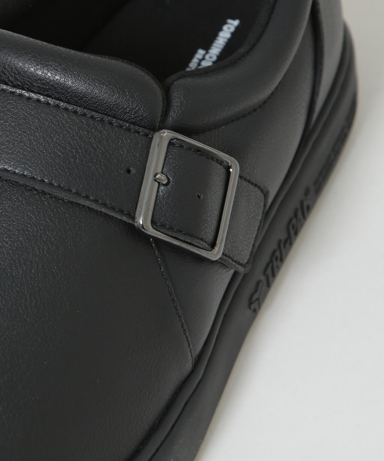 BEAUTIFUL SHOES/ONE STRAP TRI-PAD 6715233099
