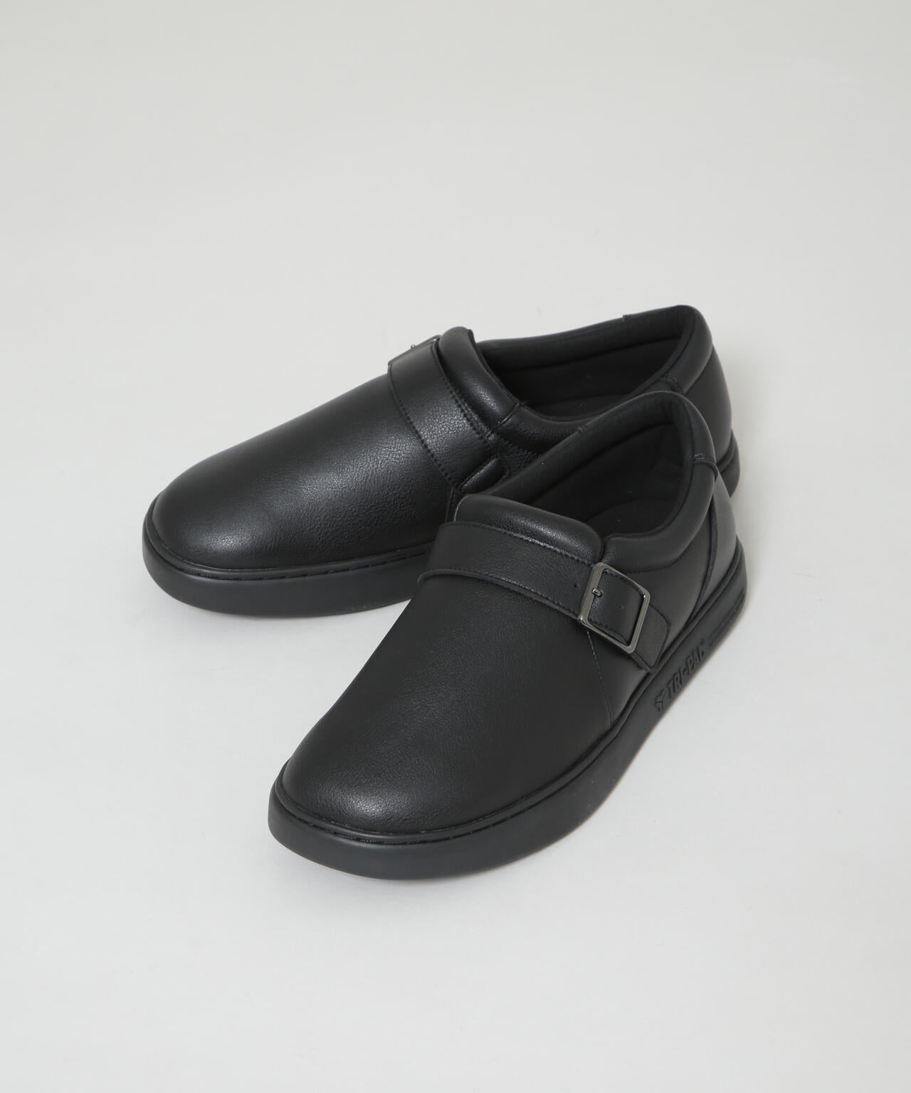 BEAUTIFUL SHOES/ONE STRAP TRI-PAD