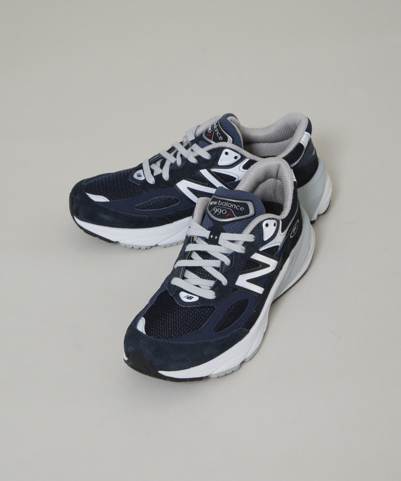 new balance/W990v6
