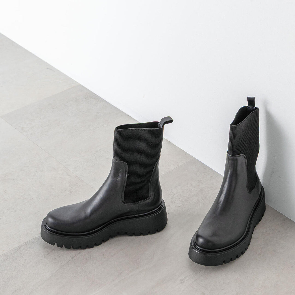 CORSO ROMA, 9　カーフレザーサイドゴアブーツ allureville×CORSO ROMA 9】サイドゴアショートブーツ|allureville