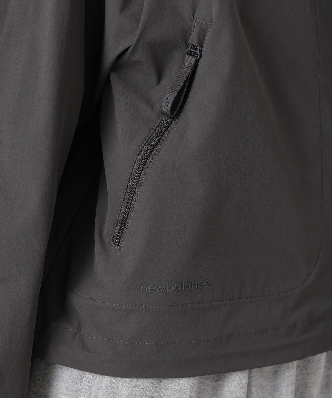 new balance/NB Greyクロップドジャケット 6716112005