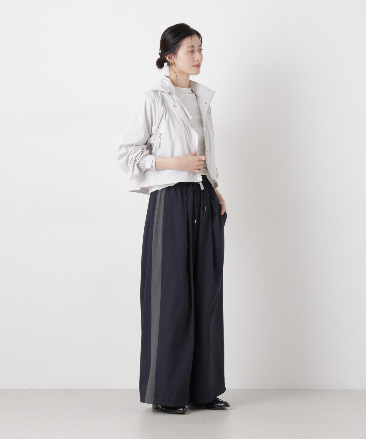 new balance/NB Greyクロップドジャケット 6716112005