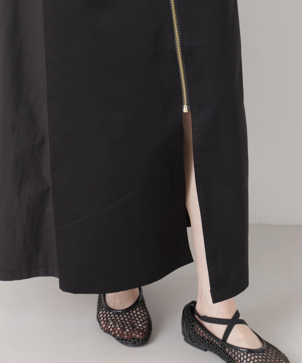 UNIVERSAL OVERALL / TWILL JUMPER SKIRT