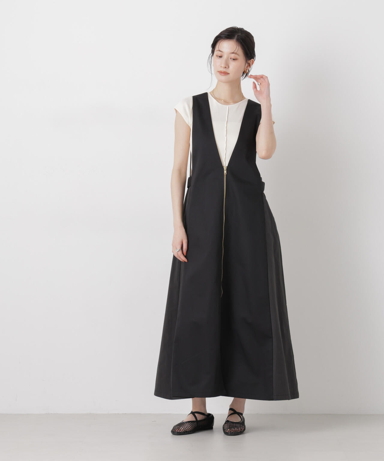 UNIVERSAL OVERALL / TWILL JUMPER SKIRT