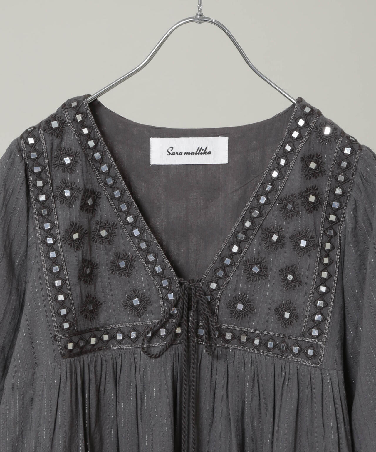 Sara mallika ワンピース Sara mallika / Mirror Embroidery Dress