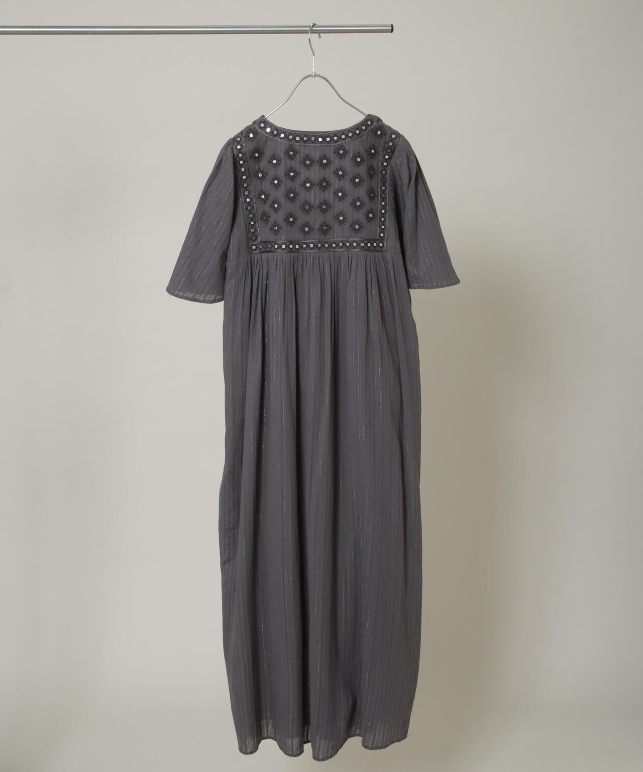 Sara mallika / Mirror Embroidery Dress