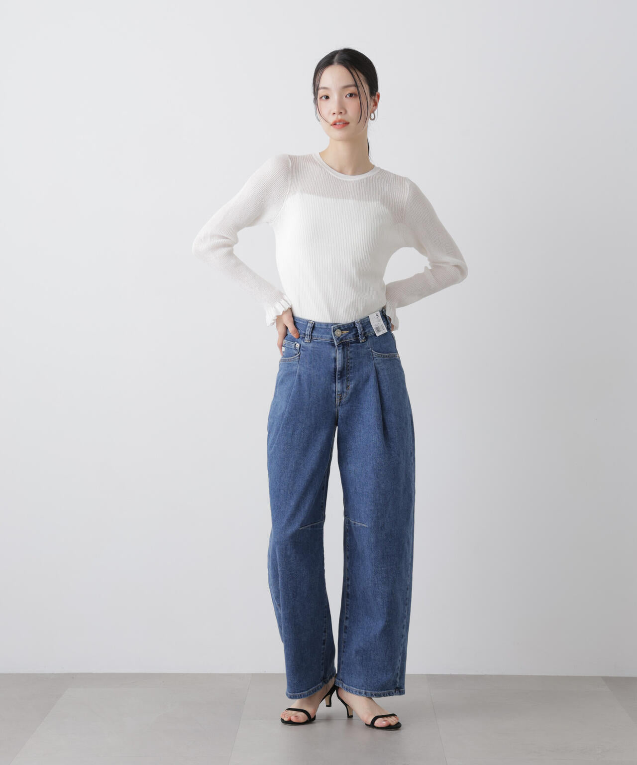 SOMETHING / HANA TUCK CURVE TAPERED