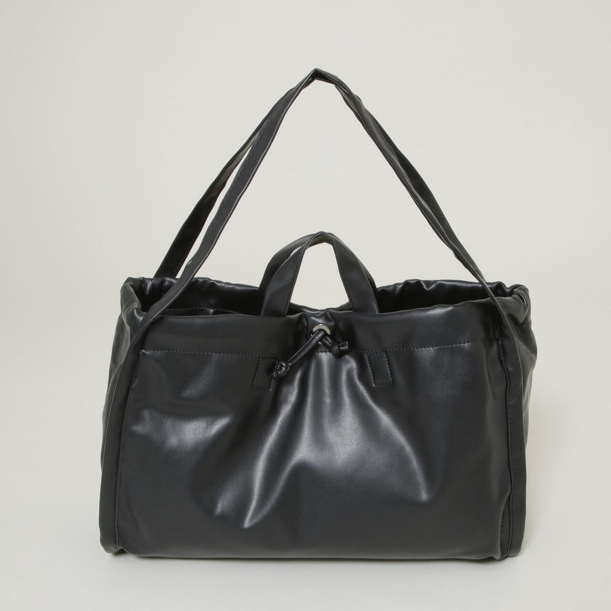未使用級 HVISK SAGE MEDIUM 2WAYバッグ 黒 完売 HVISK / Sage Medium Black