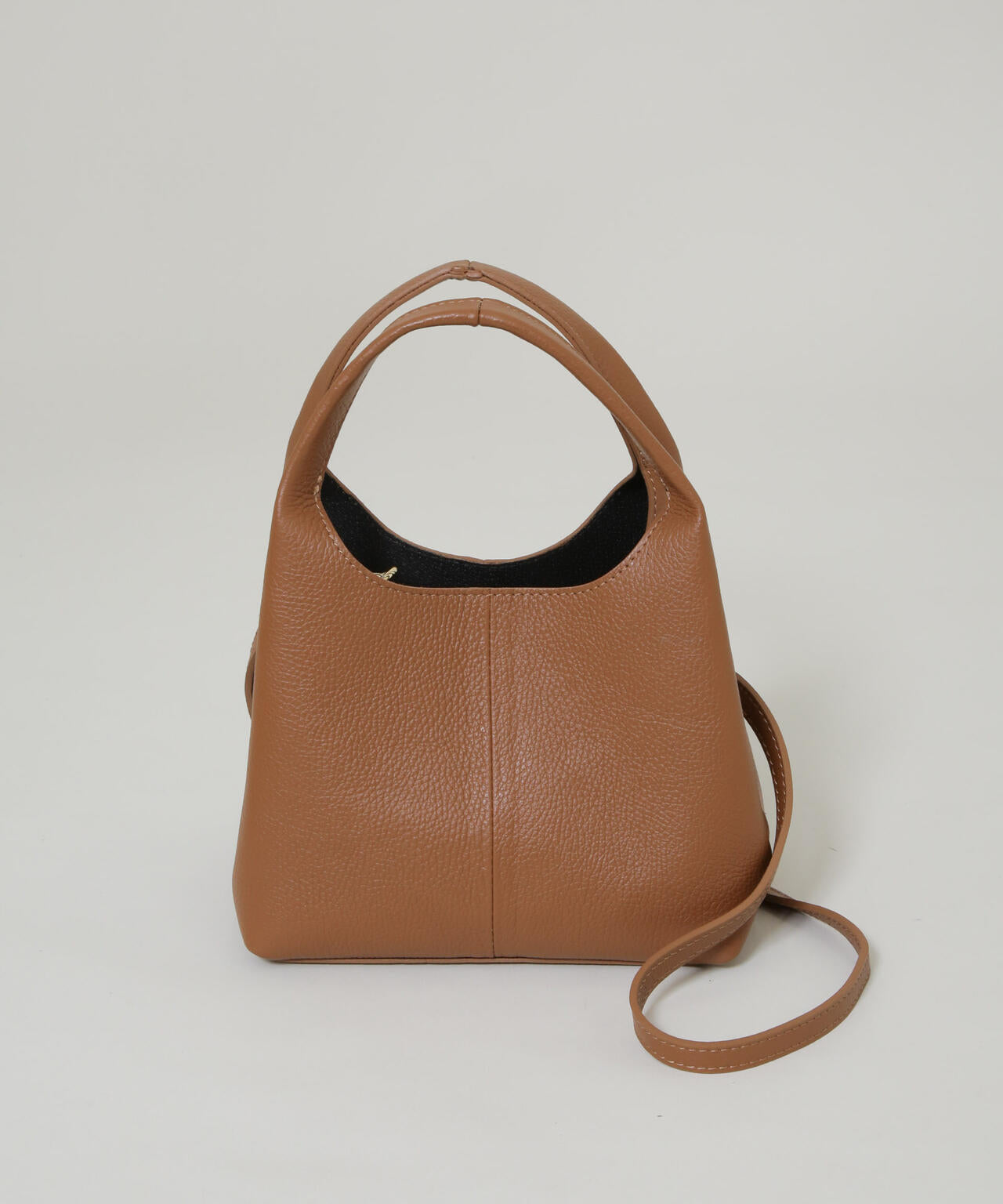 AULENTTI/レザーインポーチトート 6716132026