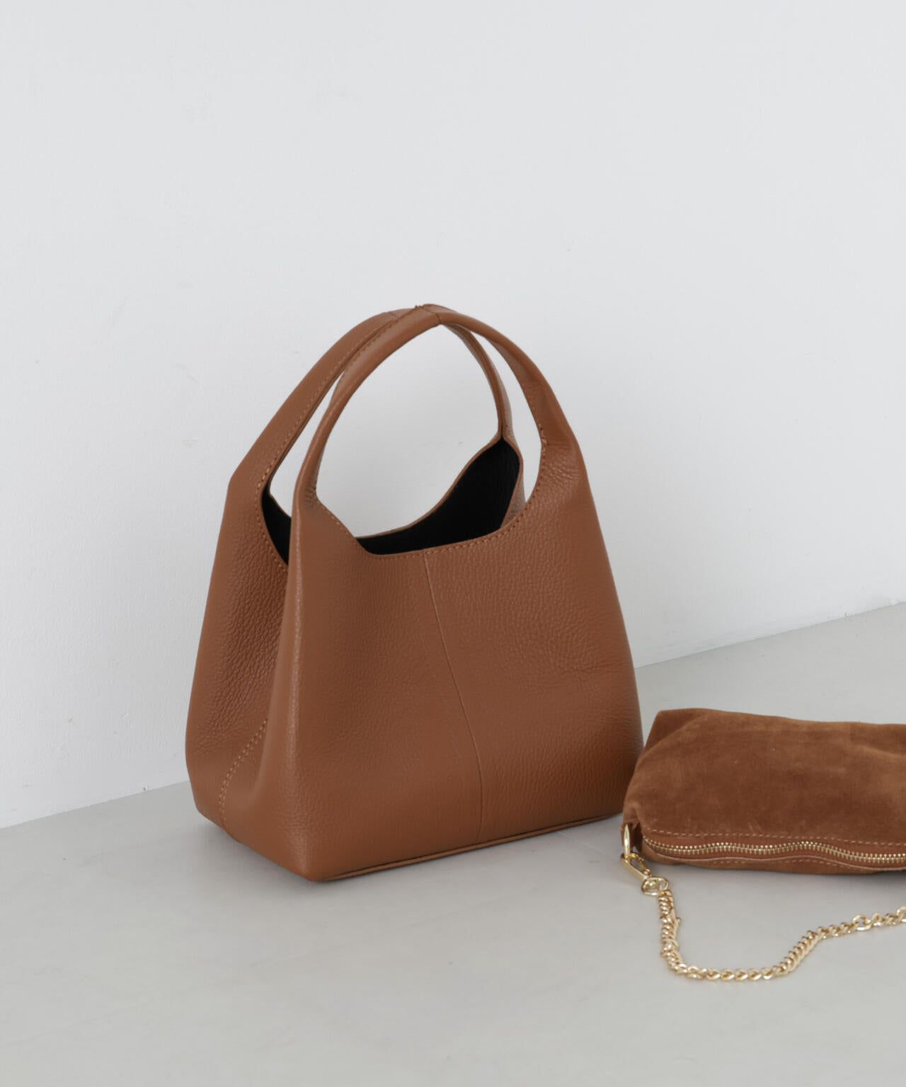 Aulentti バッグ AULENTTI（オウレンティ） ショルダーバッグ バッグ 「AULENTTI
