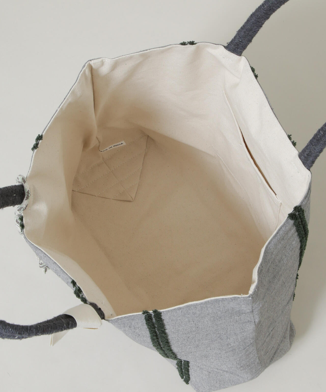 beej/Loop line Big totebag 6716132062