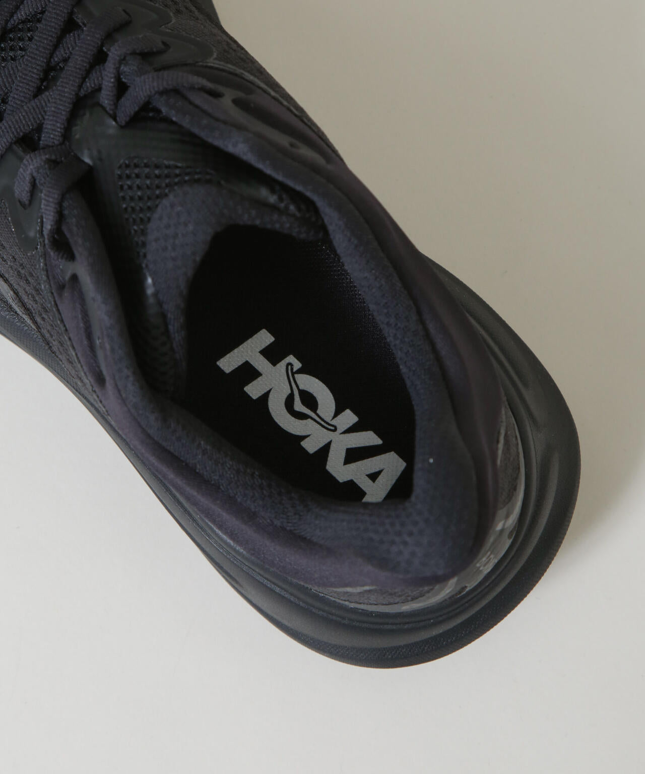 HOKA/Bondi 9 6716134001