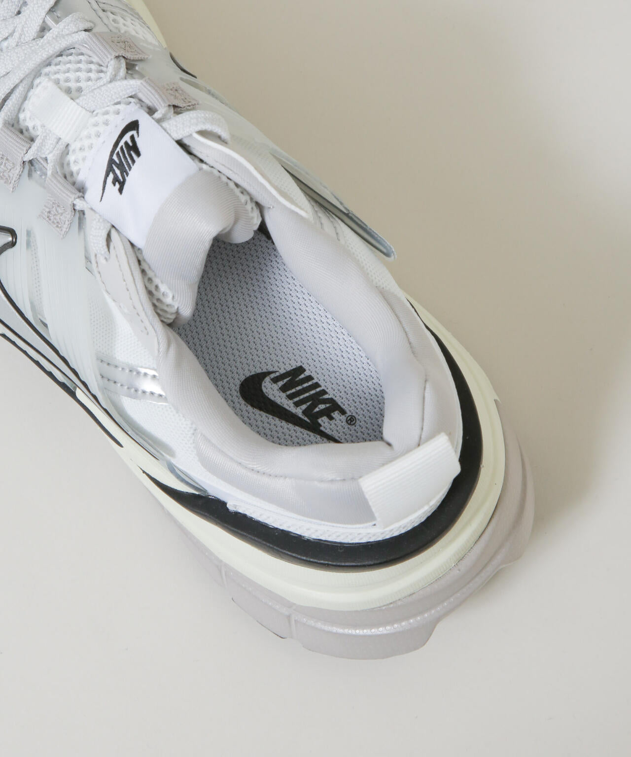 NIKE/ナイキ ウィメンズ V2K ラン 6716134012