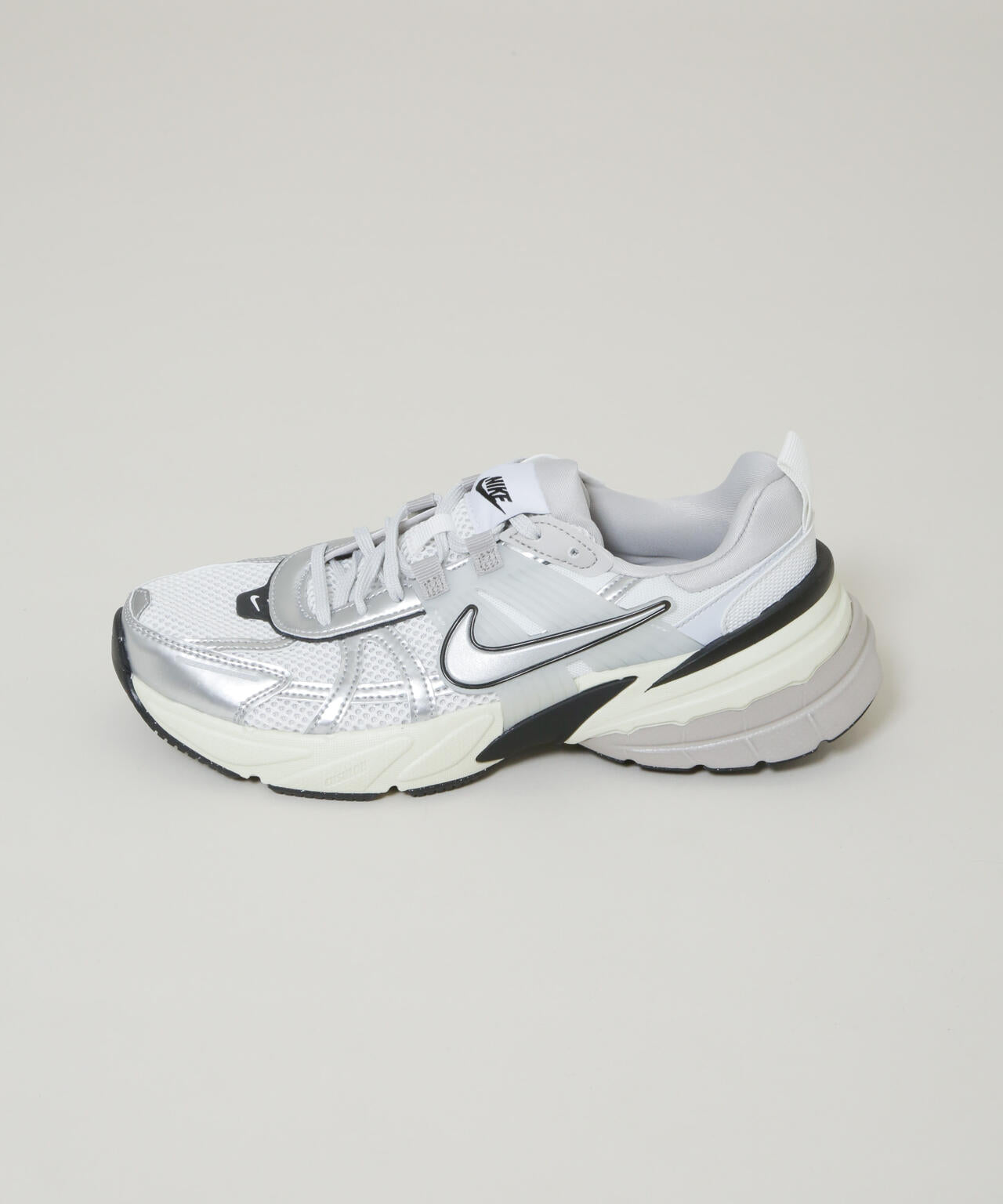 NIKE/ナイキ ウィメンズ V2K ラン 6716134012