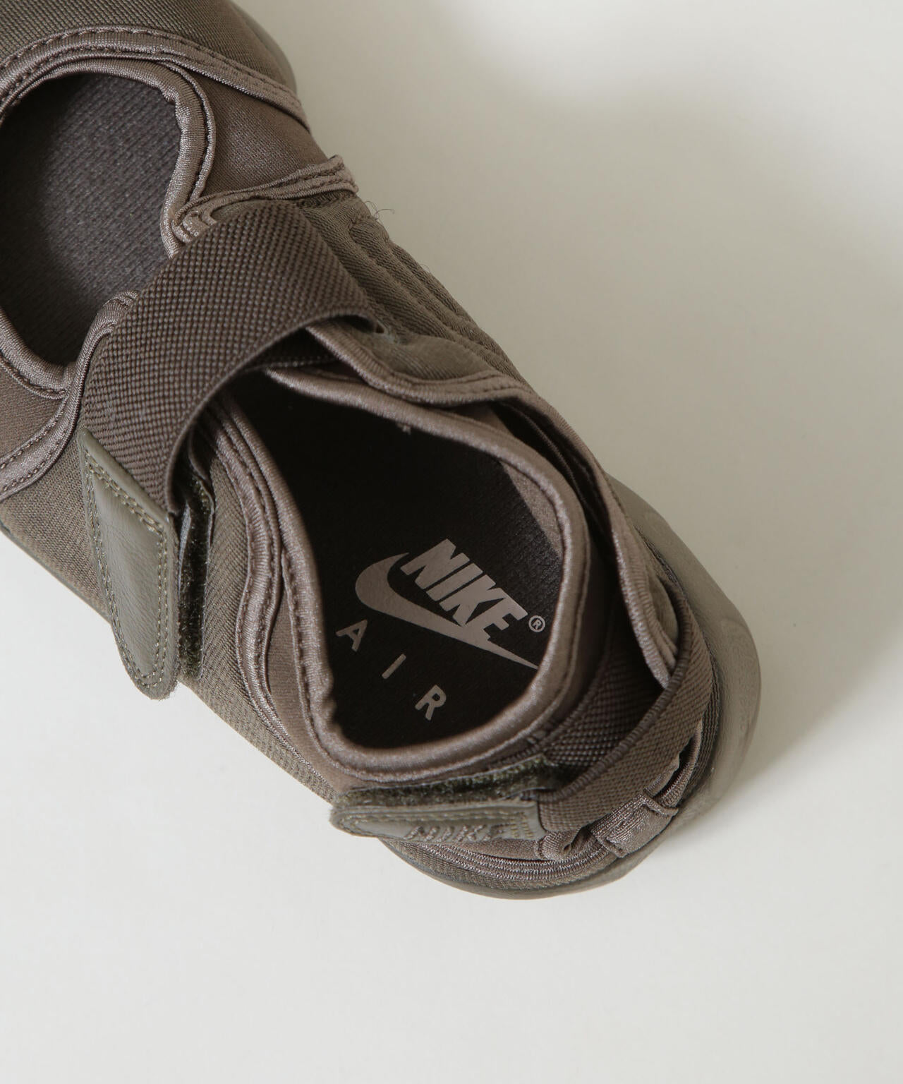 NIKE / ウィメンズ エア リフト FL