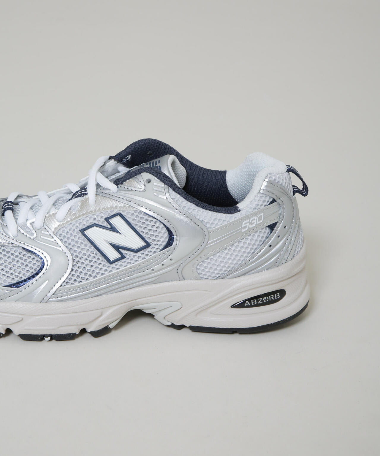 new balance/530 SILVER METALLIC 6716134043