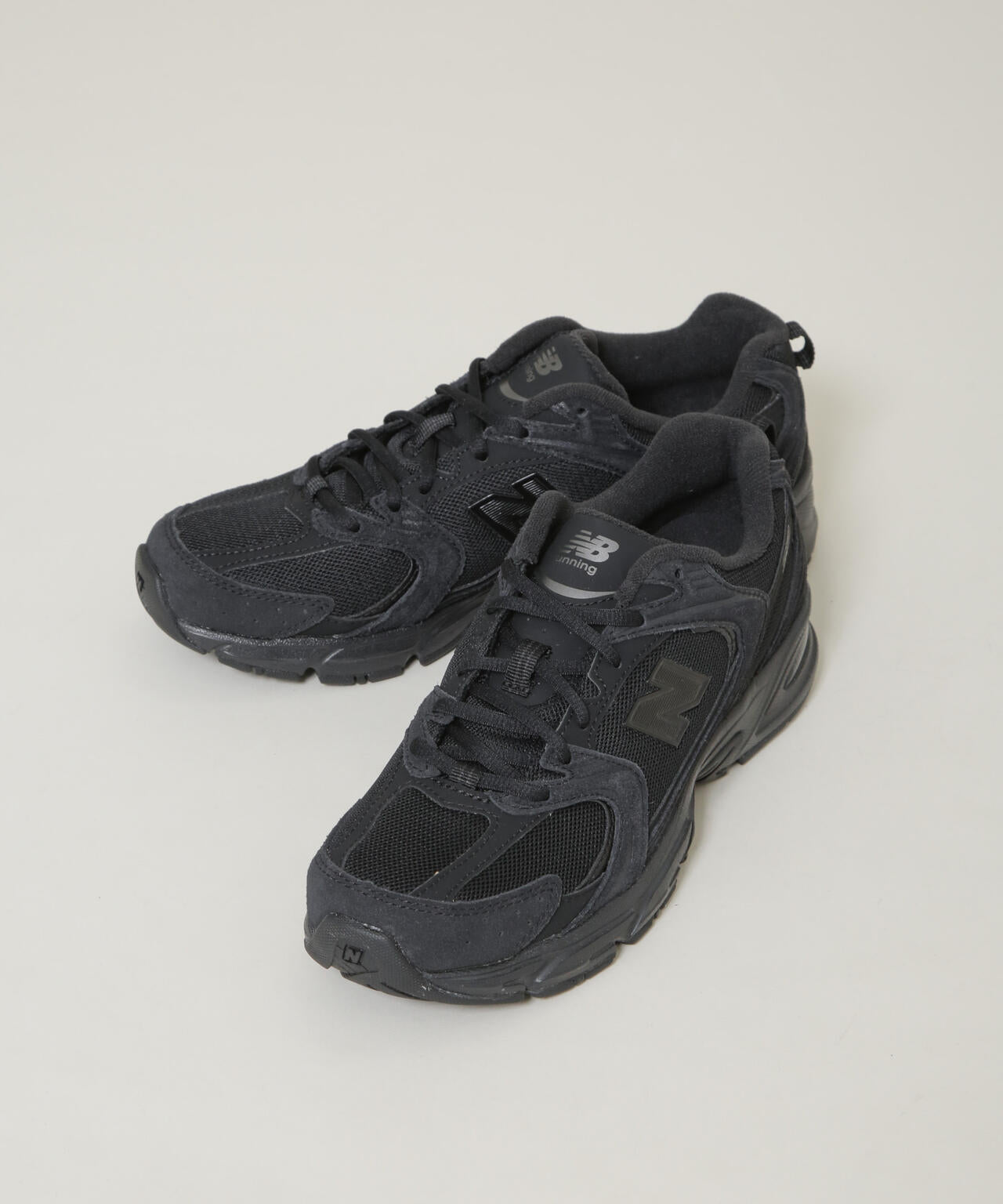 new balance/530 BLACK