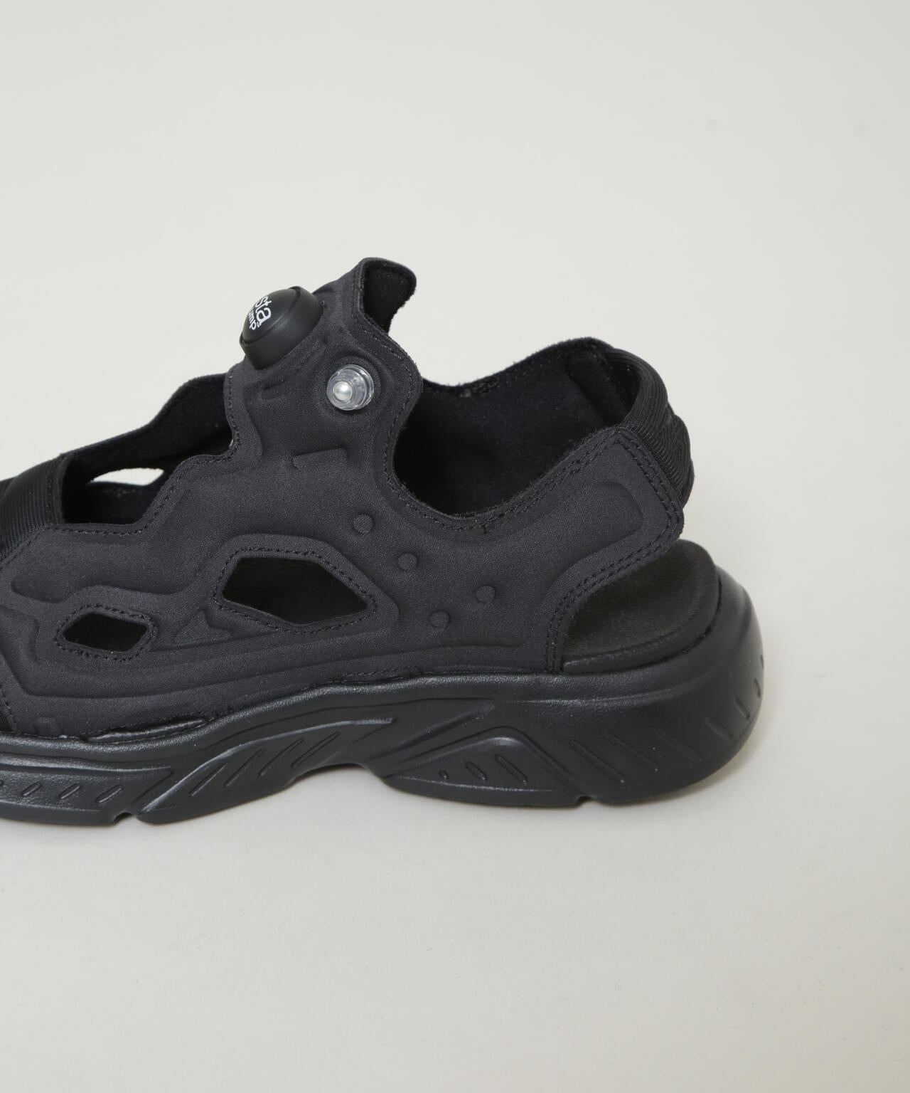 Reebok / INSTAPUMP FURY SANDAL
