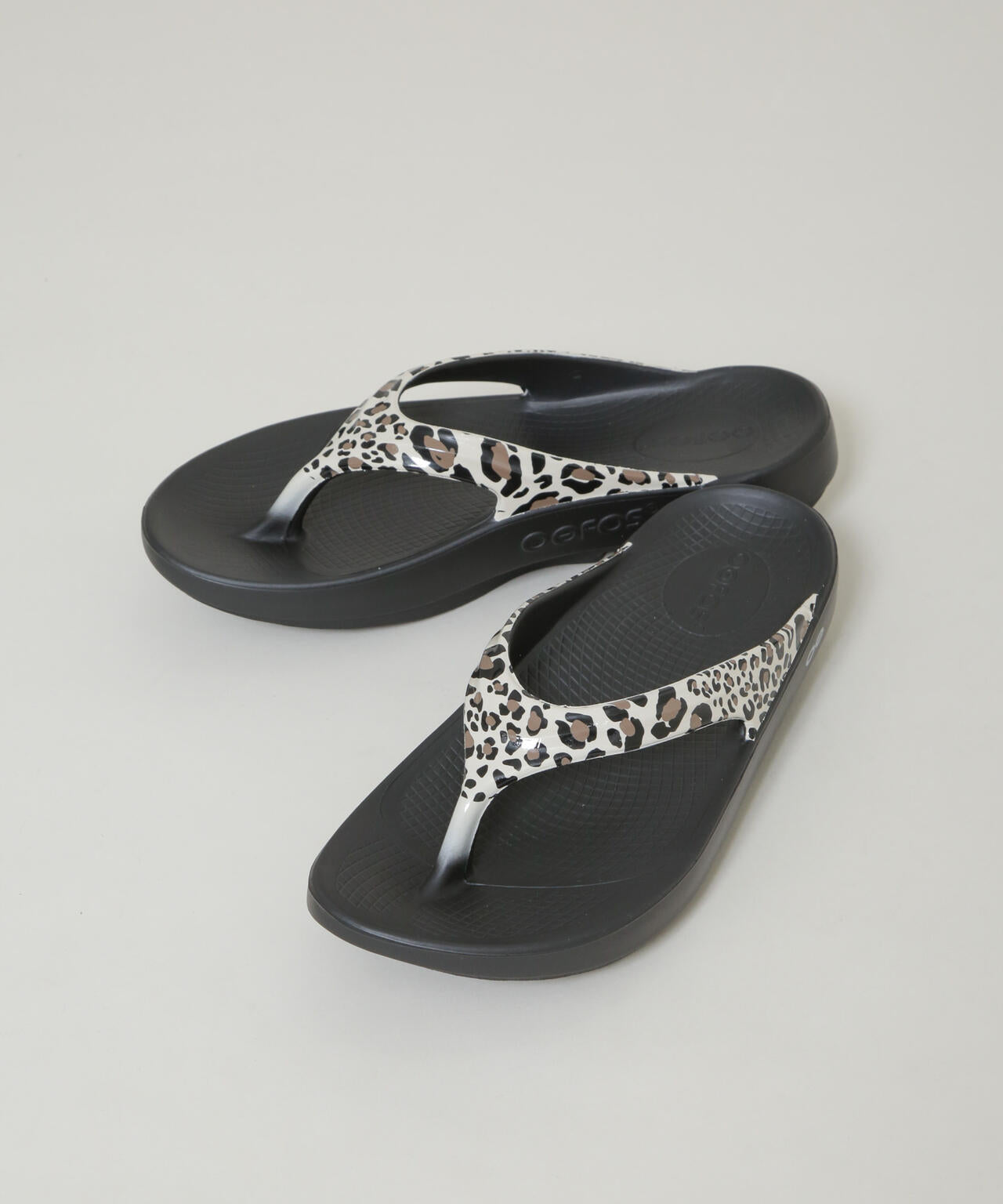 OOFOS / OOlala Luxe / Limited