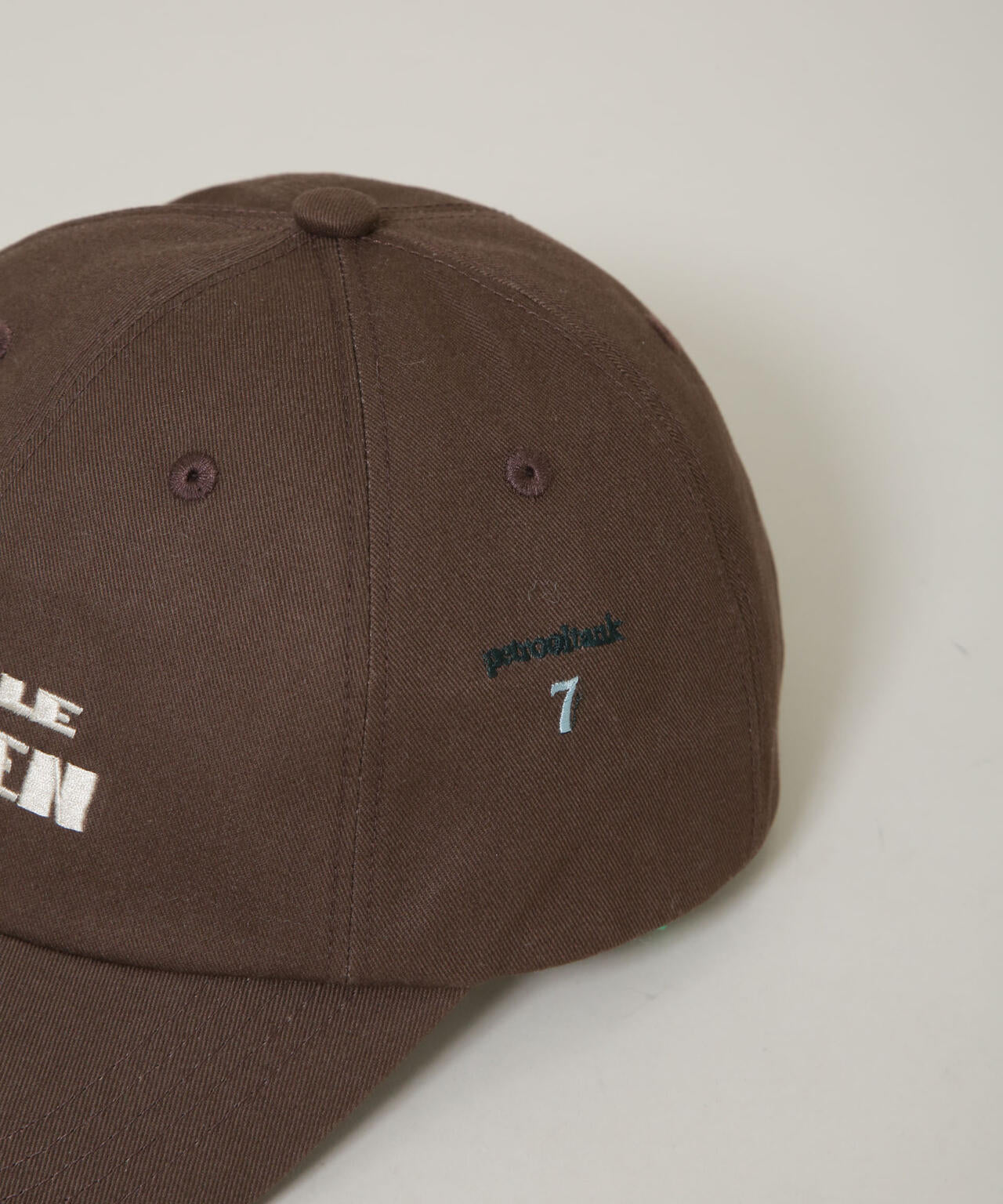 LY/Boeken cap 6716139007