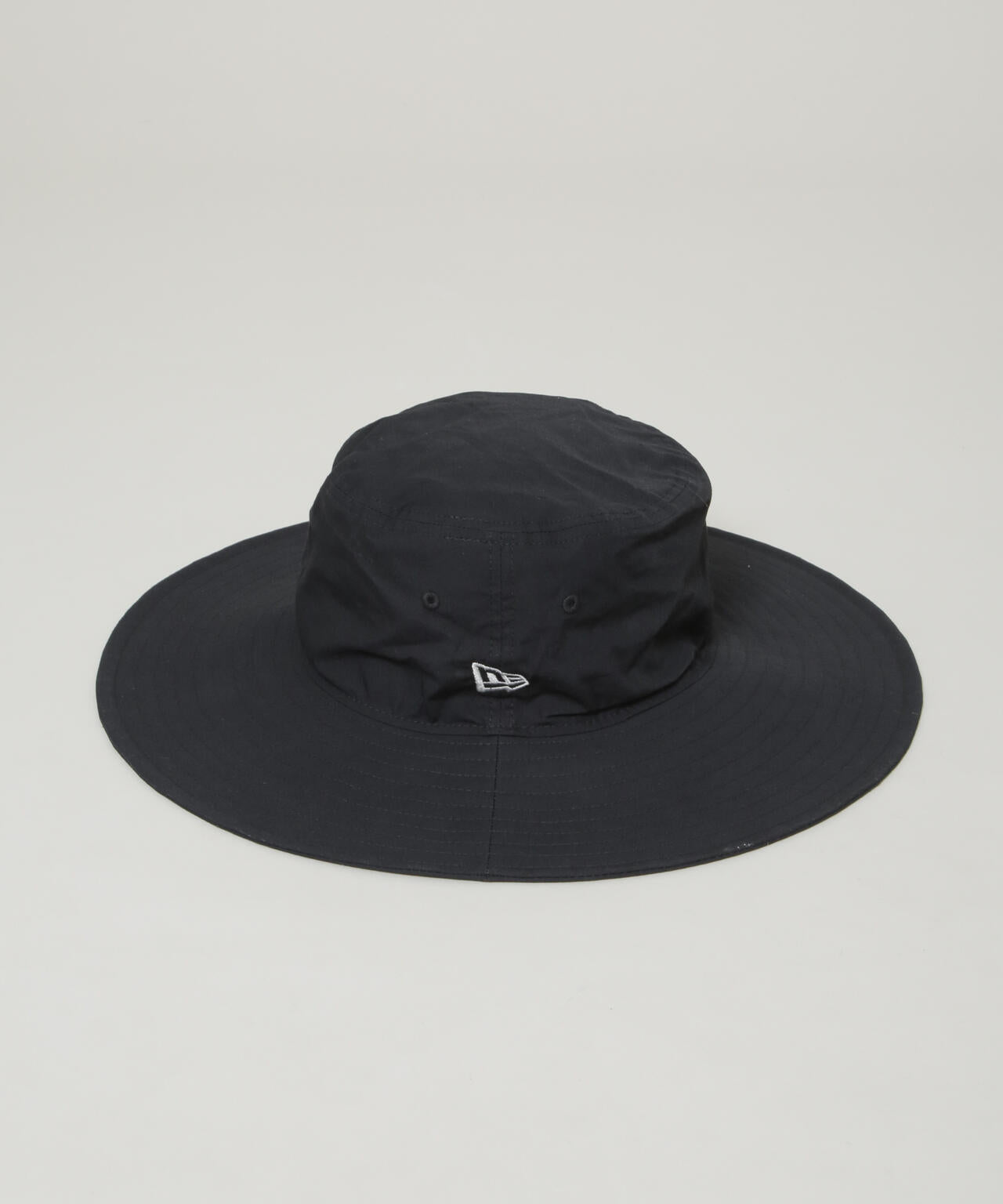 NEW ERA(R)/ADVENTURE WB TYPEWRITER BLK 6716139011