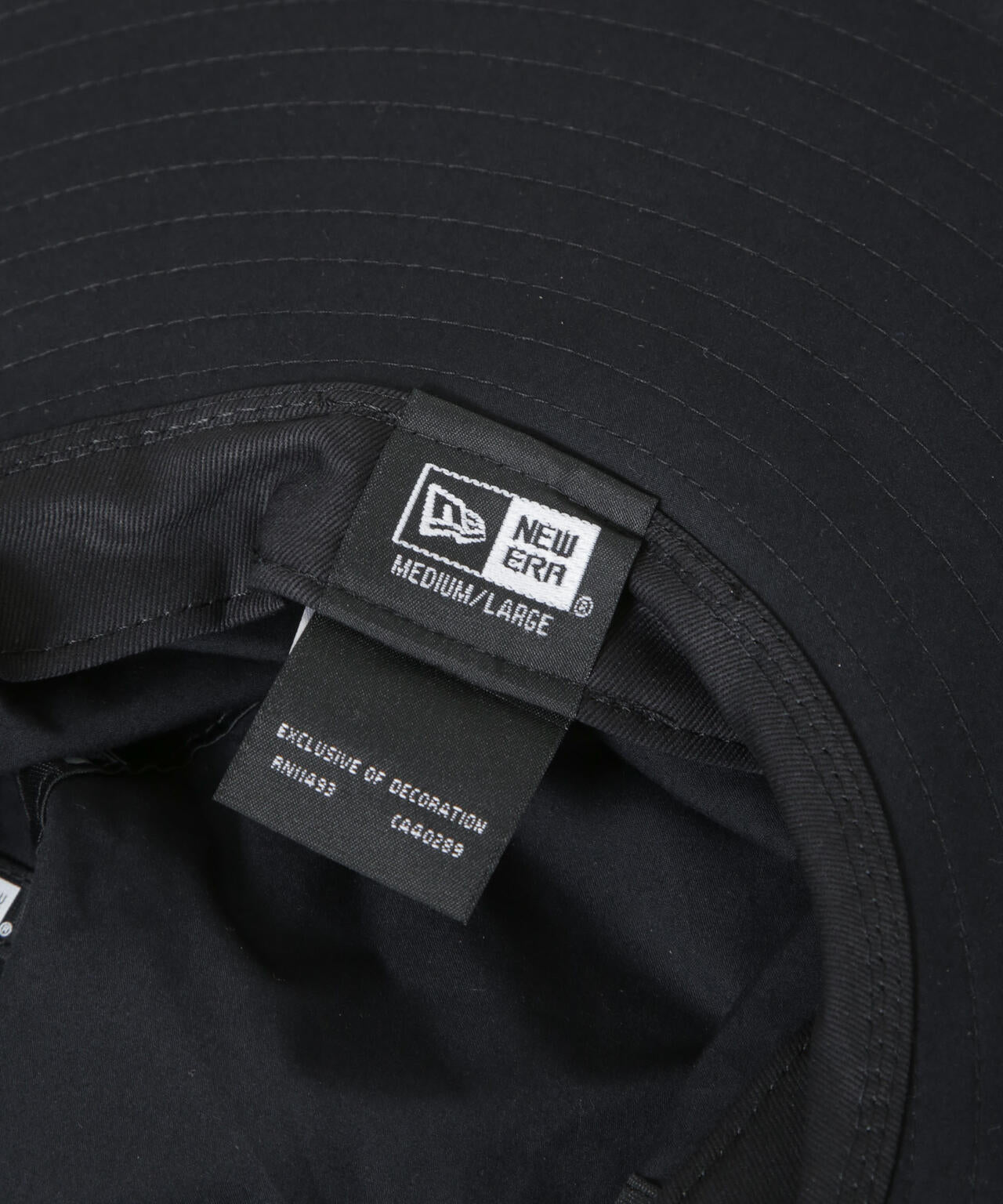 NEW ERA(R)/ADVENTURE WB TYPEWRITER BLK 6716139011