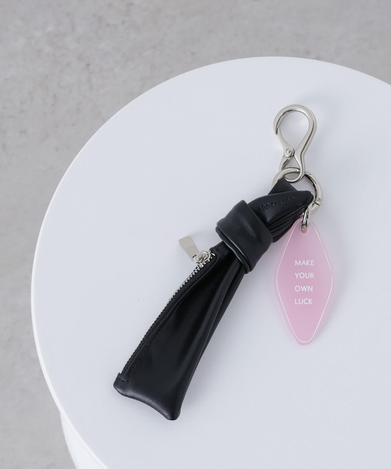 ADD CULUMN/AMULET CHARM